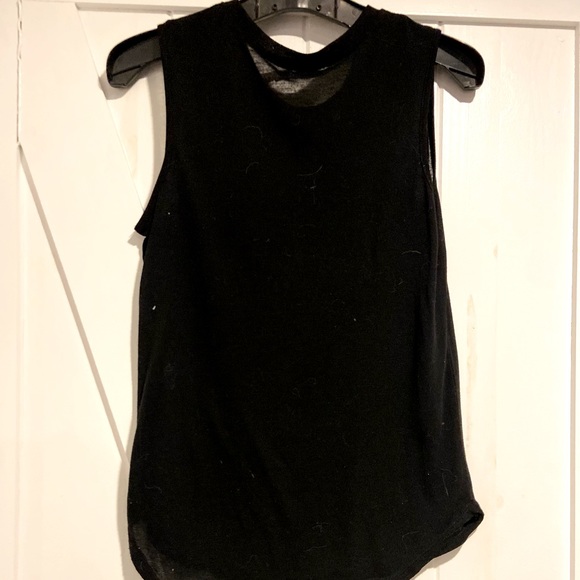 Costa Blanca sheer muscle tank - Picture 3 of 3